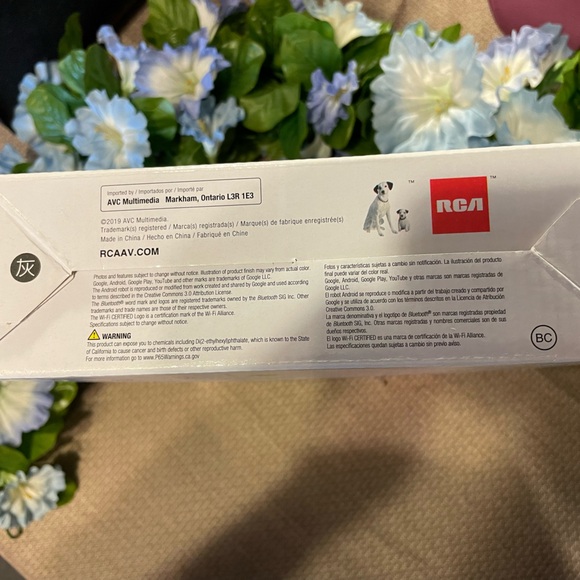 RCA 11 Galileo Pro Laptop Tablet with detachable keyboard - NIB - Picture 2 of 6